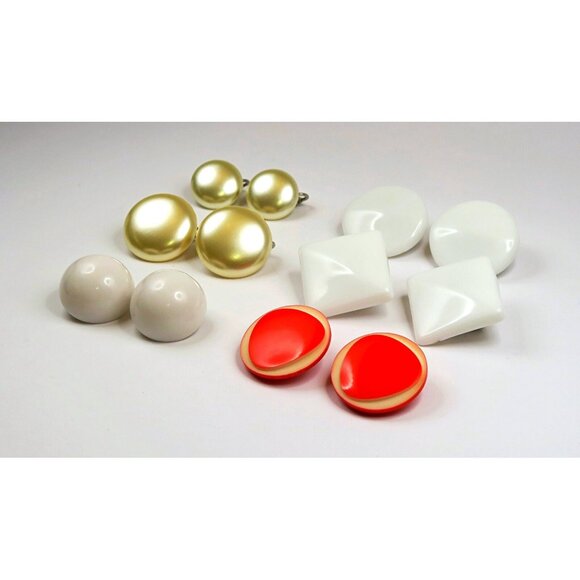 Lot of 6 Vintage Mod Clip-On Earrings – Lucite & Plastic, Statement Jewelry - Picture 2 of 4